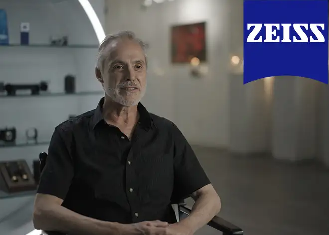 Carlos R. Diazmuñoz